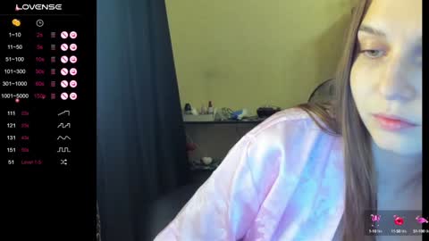 Snapshot of boni_nell__ chatting on 12/10/24, 02:17 Nell online show from 12/10/24, 02:17
