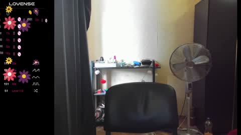 Snapshot of boni_nell__ chatting on 12/13/24, 09:46 Nell online show from 12/13/24, 09:46