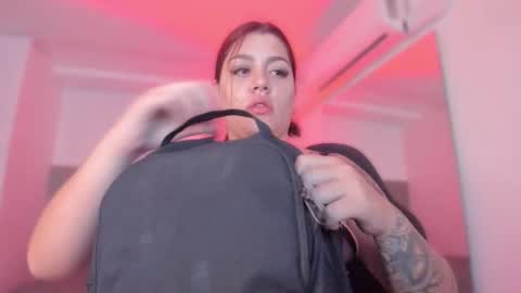 Snapshot of bonnie_an chatting on 11/18/25, 11:14 Bonnie online show from 11/18/25, 11:14