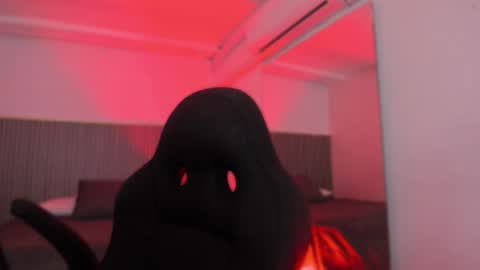 Snapshot of bonnie_an chatting on 11/25/25, 11:21 Bonnie online show from 11/25/25, 11:21