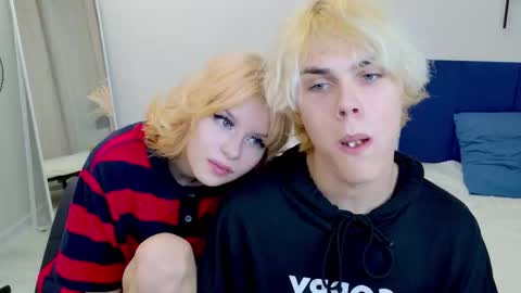 Snapshot of bonnie_and_c1yde chatting on 09/21/25, 05:03 Jessy Mark online show from 09/21/25, 05:03