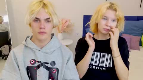 Snapshot of bonnie_and_c1yde chatting on 09/29/25, 05:07 Jessy Mark online show from 09/29/25, 05:07