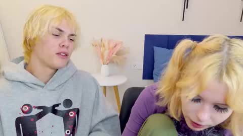 Snapshot of bonnie_and_c1yde chatting on 10/01/25, 05:08 Jessy Mark online show from 10/01/25, 05:08