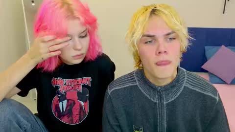 Snapshot of bonnie_and_c1yde chatting on 10/18/25, 05:03 Jessy Mark online show from 10/18/25, 05:03