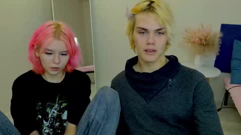 Snapshot of bonnie_and_c1yde chatting on 10/21/25, 05:13 Jessy Mark online show from 10/21/25, 05:13