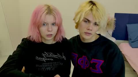 Snapshot of bonnie_and_c1yde chatting on 11/04/25, 05:12 Jessy Mark online show from 11/04/25, 05:12