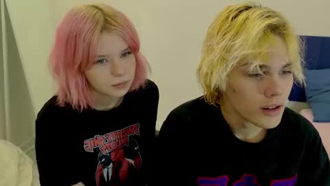 Snapshot of bonnie_and_c1yde chatting on 11/05/25, 05:13 Jessy Mark online show from 11/05/25, 05:13