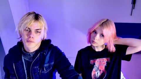 Snapshot of bonnie_and_c1yde chatting on 11/08/25, 05:12 Jessy Mark online show from 11/08/25, 05:12