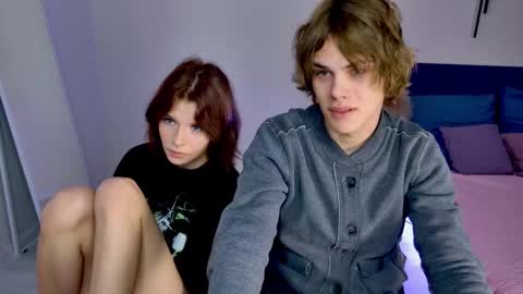 Snapshot of bonnie_and_c1yde chatting on 11/24/25, 05:12 Jessy Mark online show from 11/24/25, 05:12