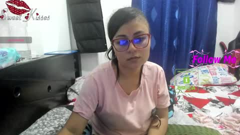 bonnie lam  hello welcome to my room I hope you have fun and you can reach your maximum pleasure here with me online show from 01/19/25, 02:25