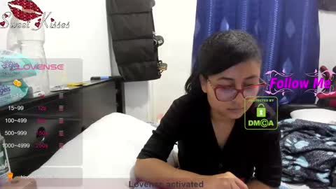 bonnie lam  hello welcome to my room I hope you have fun and you can reach your maximum pleasure here with me online show from 03/12/25, 01:36