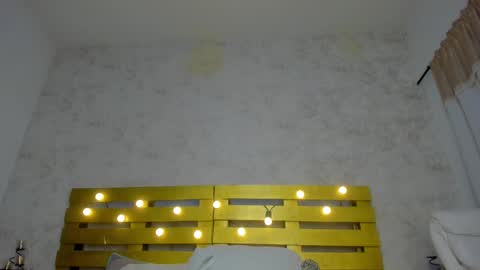 Bonnie online show from 11/23/25, 07:13