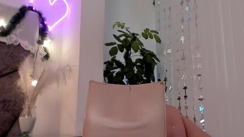   online show from 12/11/24, 02:44