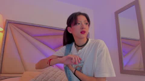  online show from 05/04/26, 11:45