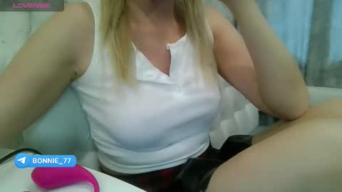 BonnieExcite online show from 09/13/25, 12:49