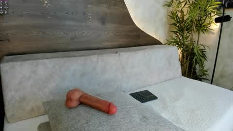 Snapshot of bonny_watson chatting on 03/26/26, 12:00 Bonny online show from 03/26/26, 12:00