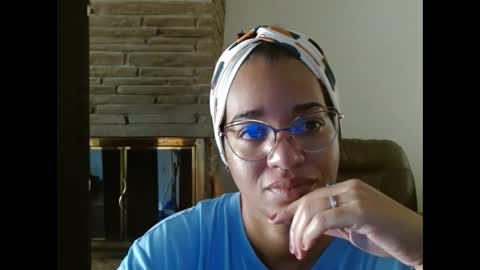 Queen Bon Vivantt online show from 10/09/25, 01:31