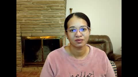 Snapshot of bonvivantb chatting on 11/10/25, 01:54 Queen Bon Vivantt online show from 11/10/25, 01:54