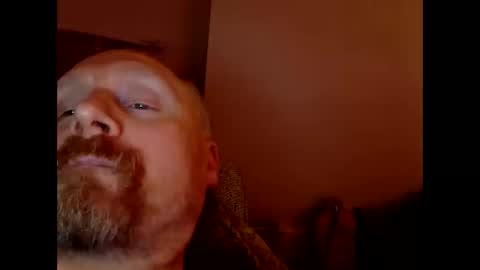 Snapshot of bonzoband chatting on 01/25/25, 12:27 bonzoband online show from 01/25/25, 12:27