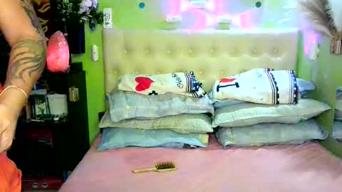 Miles online show from 09/28/25, 12:38