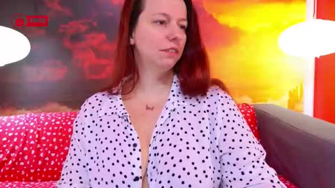 Snapshot of boobyianax chatting on 10/06/25, 04:54 BoobyIANAx online show from 10/06/25, 04:54