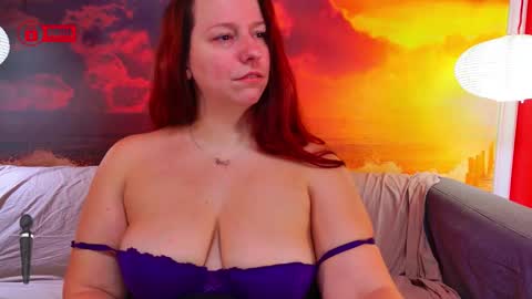 Snapshot of boobyianax chatting on 10/19/25, 11:11 BoobyIANAx online show from 10/19/25, 11:11