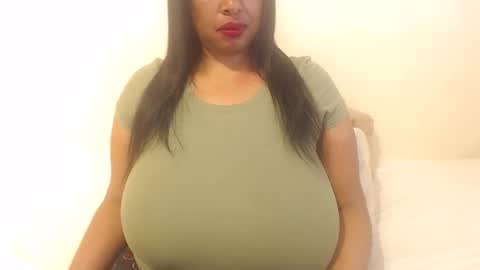 boobyqueen online show from 10/21/25, 08:26