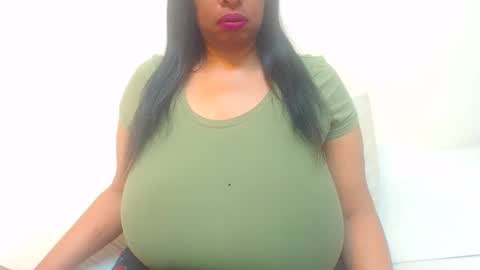 boobyqueen online show from 05/20/26, 12:33