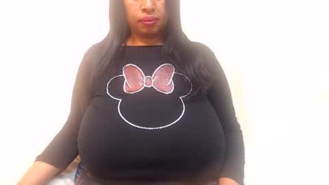 boobyqueen online show from 06/08/26, 06:30