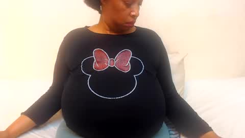 boobyqueen online show from 06/18/26, 02:23