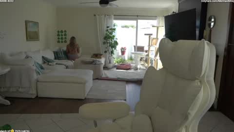 Snapshot of boobznbeer chatting on 03/07/26, 10:40 Miley online show from 03/07/26, 10:40