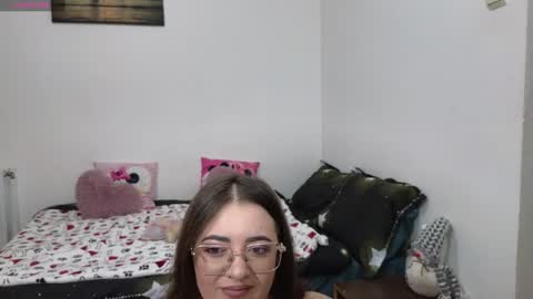 Snapshot of boom_lora chatting on 12/12/24, 04:59 Boom Lora online show from 12/12/24, 04:59