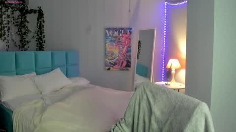 Milena online show from 04/06/26, 02:53
