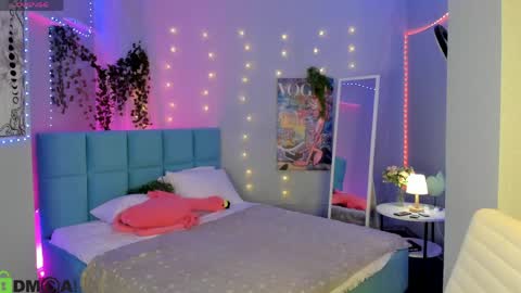 Milena online show from 06/02/26, 02:57