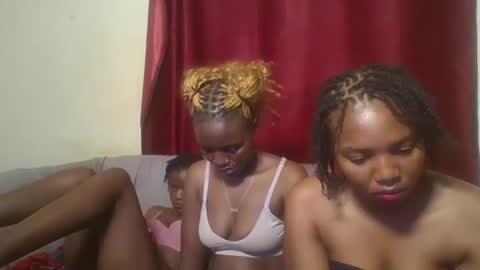 Snapshot of bootie_caramel chatting on 02/28/25, 03:04 bootie_caramel online show from 02/28/25, 03:04