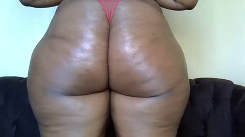 Snapshot of bootieshakess chatting on 12/29/24, 01:49 bootieshakess online show from 12/29/24, 01:49