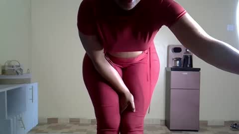 Snapshot of bootieshakess chatting on 02/23/25, 07:33 bootieshakess online show from 02/23/25, 07:33