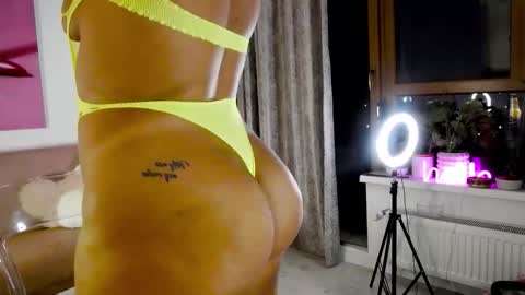 bootyliciousbunny online show from 03/10/26, 12:04