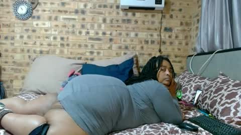 bootytwerkxxx online show from 06/11/26, 08:51