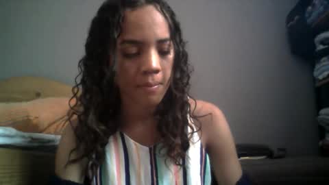 Snapshot of boozyart chatting on 11/01/25, 09:11 boozyArt online show from 11/01/25, 09:11