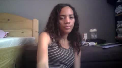 Snapshot of boozyart chatting on 11/10/25, 09:41 boozyArt online show from 11/10/25, 09:41