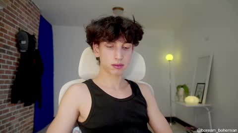 Snapshot of boream_ chatting on 11/13/25, 11:42 Bream online show from 11/13/25, 11:42