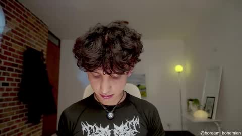 Snapshot of boream_ chatting on 11/26/25, 02:07 Bream online show from 11/26/25, 02:07