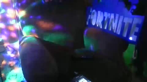 Snapshot of boredaf6678 chatting on 10/11/25, 12:43 boredaf6678 online show from 10/11/25, 12:43