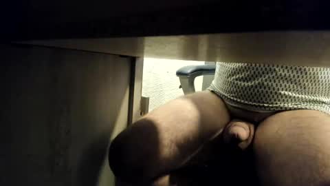 Snapshot of boredhorndog chatting on 02/03/25, 12:47 Boredhorndog online show from 02/03/25, 12:47