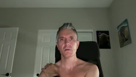 Snapshot of borisdm1976 chatting on 09/18/25, 08:00 borisdm1976 online show from 09/18/25, 08:00