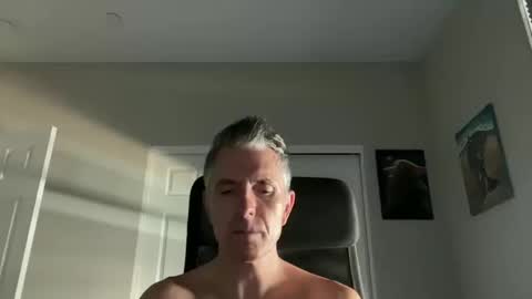 Snapshot of borisdm1976 chatting on 10/17/25, 04:53 borisdm1976 online show from 10/17/25, 04:53