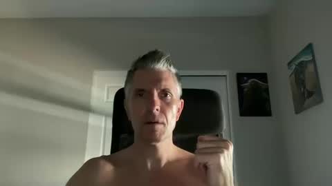 Snapshot of borisdm1976 chatting on 10/19/25, 05:24 borisdm1976 online show from 10/19/25, 05:24