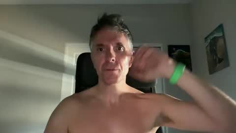 Snapshot of borisdm1976 chatting on 10/25/25, 06:02 borisdm1976 online show from 10/25/25, 06:02