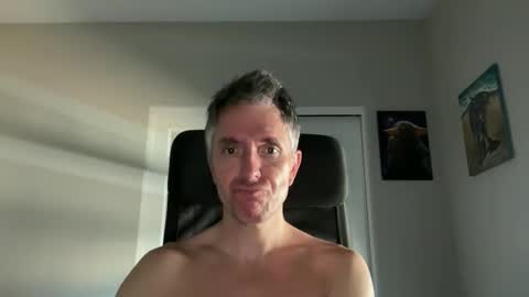 Snapshot of borisdm1976 chatting on 11/01/25, 05:37 borisdm1976 online show from 11/01/25, 05:37